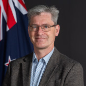 Dr David Galligan